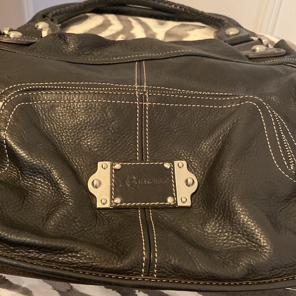 B Markowsky Women’s Leather satchel bag , leopard interior, magnetic closure - Picture 6 of 6